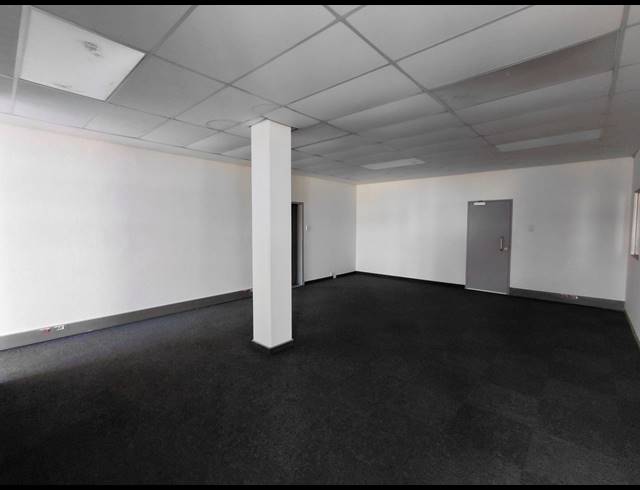 1,222M² WAREHOUSE TO LET IN WITFONTEIN